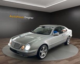 Mercedes-Benz Mercedes-Benz CLK 320 Automatik Xenon AHK Gebrauchtwagen