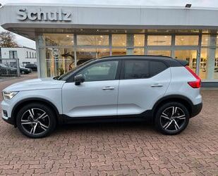 Volvo Volvo XC40 T3 R-Design Geartronic Gebrauchtwagen