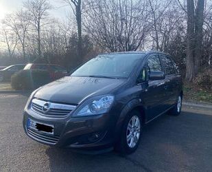 Opel Opel Zafira 1.6 ecoFLEX Family Gebrauchtwagen