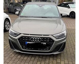 Audi Audi A1 40 TFSI S tronic S line Sportback S line Gebrauchtwagen