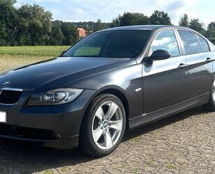 BMW BMW 320i /146tkm/Bi-Xenon/top gepflegt /Unfallfrei Gebrauchtwagen