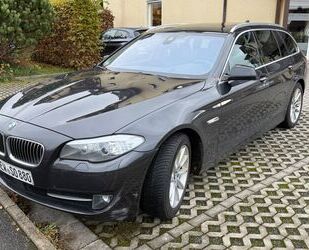 BMW BMW 530d Touring A Luxury Line Luxury Line Gebrauchtwagen