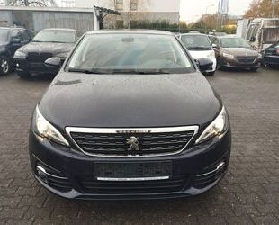 Peugeot Peugeot 308 Allure.pano/Kamera/Navi Gebrauchtwagen