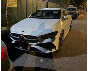 Mercedes-Benz Mercedes-Benz CLA 200 d 4MATIC DCT. wie NEU, Merce Gebrauchtwagen