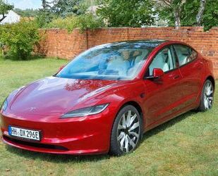 Tesla Tesla Model 3 ALLRAD DUAL MOTOR LONG RANGE HIGHLAN Gebrauchtwagen