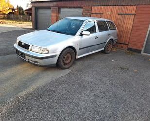 Skoda Skoda Octavia Combi 1.8 20V SLX SLX Gebrauchtwagen