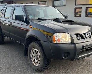 Nissan Nissan NP 300 Navara Pickup ALLRAD 4*4 Gebrauchtwagen