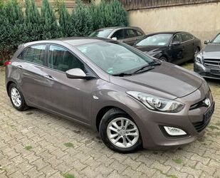 Hyundai Hyundai i30, 1,6, DOHC, 16 V, Alu, Scheckheft 1 H Gebrauchtwagen