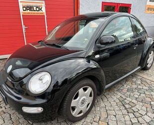 VW Volkswagen New Beetle Lim. 2.0i*KLIMA*EL.SP*ZV*TEM Gebrauchtwagen