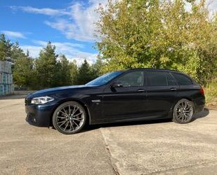 BMW BMW 530d xDrive Touring F11 Schwarz Alcantara Gebrauchtwagen