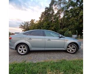 Ford Ford Mondeo 2,0 Ghia Gebrauchtwagen