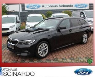 BMW BMW 318 d Touring Advantage *NAVI*RFK*LED*LiveCock Gebrauchtwagen