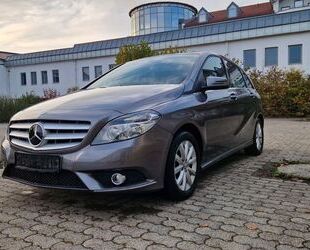 Mercedes-Benz Mercedes-Benz B 180 CDI 25´KM PDC Autom. Navi Sch Gebrauchtwagen