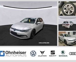 VW Volkswagen Golf VIII 1.0 eTSI Life DSG*NAVI*SHZ*AL Gebrauchtwagen