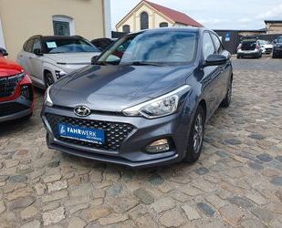 Hyundai Hyundai i20 blue 1.2 YES!*Kupplung und M+S Räder n Gebrauchtwagen