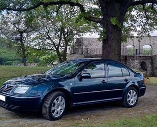 VW Volkswagen VW Bora Pacific 1.6 neue Kotflügel + Sc Gebrauchtwagen