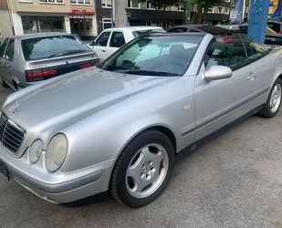 Mercedes-Benz Mercedes-Benz CLK 230 Cabrio Automatik Leder K Gebrauchtwagen