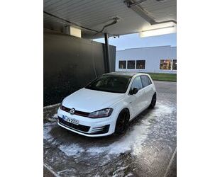 VW Volkswagen Golf 7 GTI 2.0L TSI | Pano | Scheckheft Gebrauchtwagen