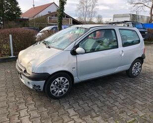 Renault Renault Twingo 1.2 Privilege Automatik + Klima Gebrauchtwagen