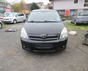 Toyota Toyota Corolla Verso 2.2-l-D-CAT Executive Gebrauchtwagen