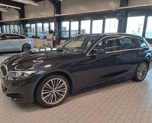 BMW BMW 320d*xDRIVE*ACC*HUD*HIFI*RFK*AHK*STANDHZG.* Gebrauchtwagen