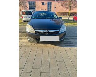 Opel Opel Astra GTC 1.7 CDTI ECOTEC Selection 81 kW Se. Gebrauchtwagen