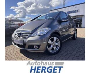 Mercedes-Benz Mercedes-Benz A 180 Autotronic Avantgarde Parkassi Gebrauchtwagen