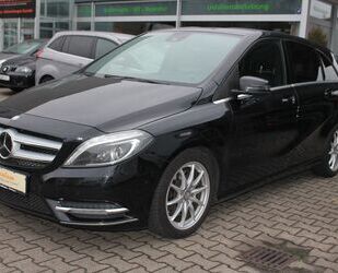 Mercedes-Benz Mercedes-Benz B 220 4Matic Sportpaket/Leder/Xenon/ Gebrauchtwagen