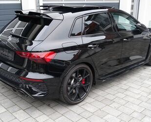 Audi Audi RS3 Sportback Panorama/B&O/Kamera/Carbon Spoi Gebrauchtwagen