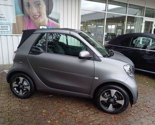 Smart Smart ForTwo EQ*EXCLUSIVE*LED*PTS*SHZ*MEDIA*CAM*AL Gebrauchtwagen