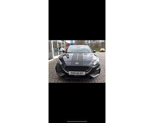 Ford Ford Focus 2,3 EcoBoost ST Auto ST Gebrauchtwagen