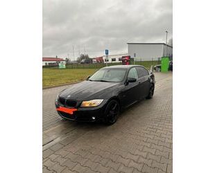 BMW BMW E90 318i LCI Tüv neu Gebrauchtwagen