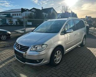 VW Volkswagen Touran Highline Facelift 2.0 TDI DSG Gebrauchtwagen