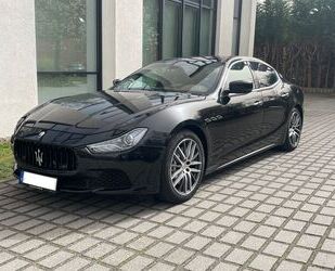 Maserati Maserati Ghibli 3.0 V6 SQ4 Automatik 2.Hand Scheck Gebrauchtwagen