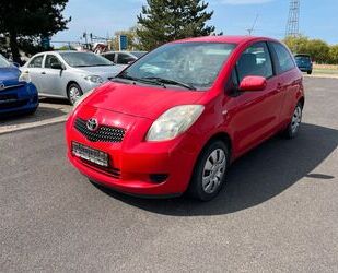 Toyota Toyota Yaris Cool 1,0-l-VVT-i Gebrauchtwagen