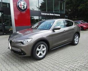 Alfa Romeo Alfa Romeo Stelvio 2.2d AT8 Alfa Connect 3D NAV 8, Gebrauchtwagen