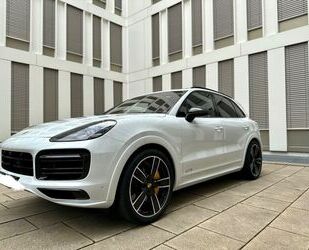 Porsche Porsche Cayenne 4.0 V8 GTS - VOLLAUSSTATTUNG - GAR Gebrauchtwagen