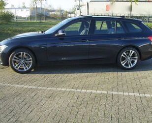 BMW BMW 335i xDrive Touring Sport Line Aut. PANO Ahk. Gebrauchtwagen