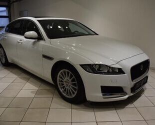 Jaguar Jaguar XF Bi-Xenon HUD SHZ NAVI LEDER Gebrauchtwagen