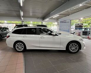 BMW BMW 318d Touring Advantage VC+ACC+KEYLESS+e-Klapp Gebrauchtwagen