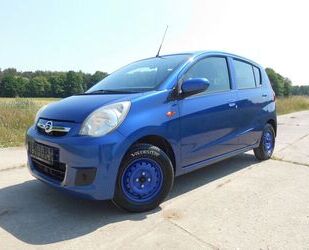 Daihatsu Daihatsu Cuore 1.0 Top (4,75 Liter/100km Realverbr Gebrauchtwagen