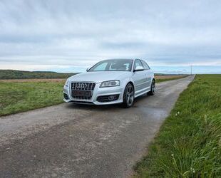 Audi Audi S3 2.0 TFSI -325 PS Gebrauchtwagen