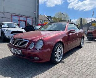 Mercedes-Benz Mercedes-Benz CLK 200 ELEGANCE LEDER AUTOMATIK 18 Gebrauchtwagen