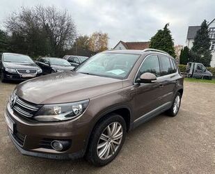 VW Volkswagen Tiguan 4Motion*Life*Navi*1. Hd*Pano*Sch Gebrauchtwagen