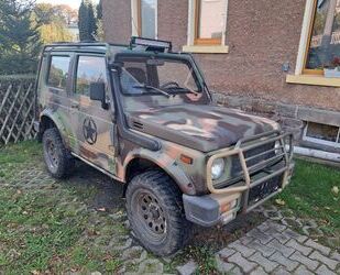 Suzuki Suzuki SJ Samurai Deluxe Limousine Deluxe Gebrauchtwagen