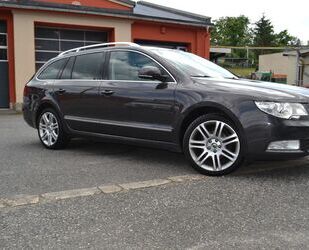 Skoda Skoda Superb Combi Elegance Navi LEDER Bi Xenon AH Gebrauchtwagen