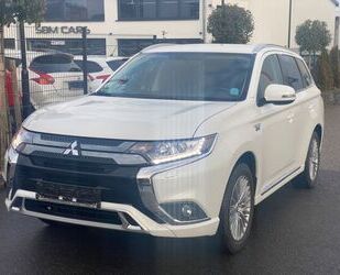 Mitsubishi Mitsubishi Outlander PHEV Basis Spirit 4WD Gebrauchtwagen