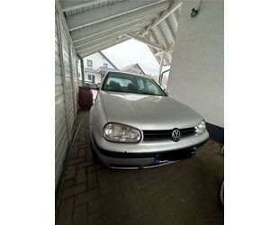 VW Volkswagen Golf 1.4 Edition Variant Edition Gebrauchtwagen