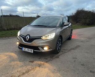 Renault Renault Bose Edition Garage Rentner wenig km. wie Gebrauchtwagen