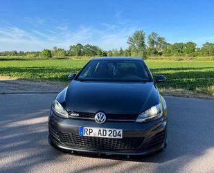 VW Volkswagen Golf GTD In top Ausstattung & Zustand Gebrauchtwagen